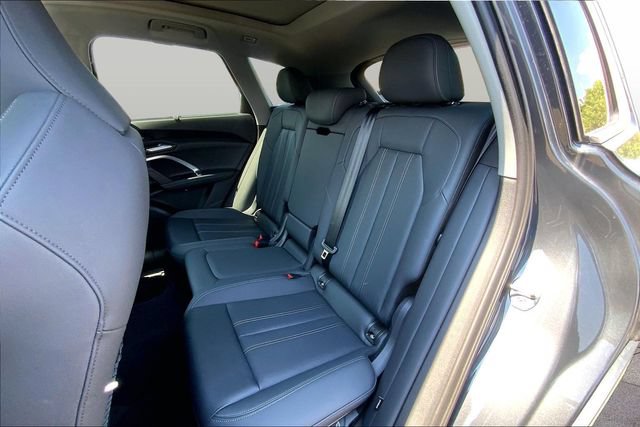 Used 2025 Audi Q5 Premium Plus AWD/4WD image 18
