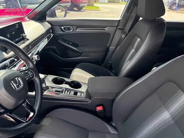 Used 2025 Honda Civic Sport image 13