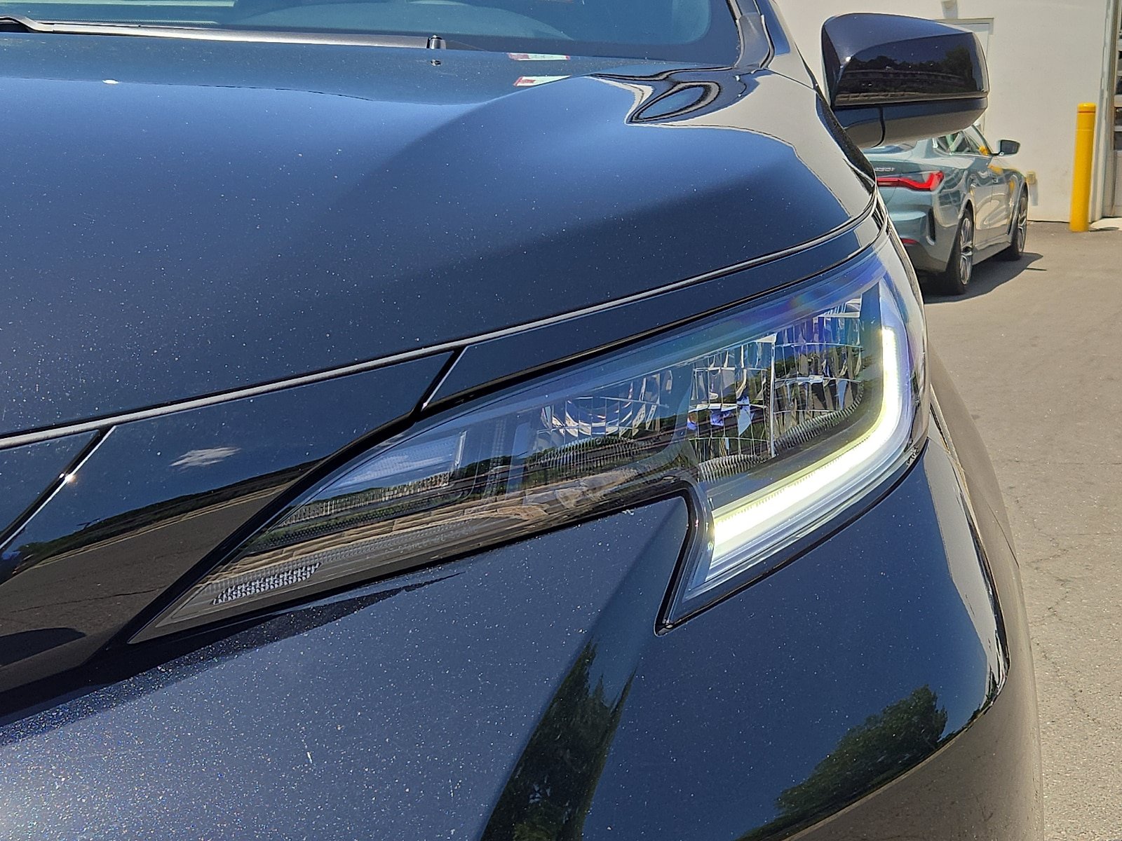 Used 2025 Toyota Sienna XLE Woodland Edition AWD/4WD image 9
