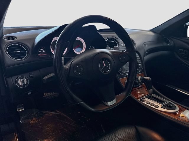 Used 2011 Mercedes-Benz SL 63 AMG image 8