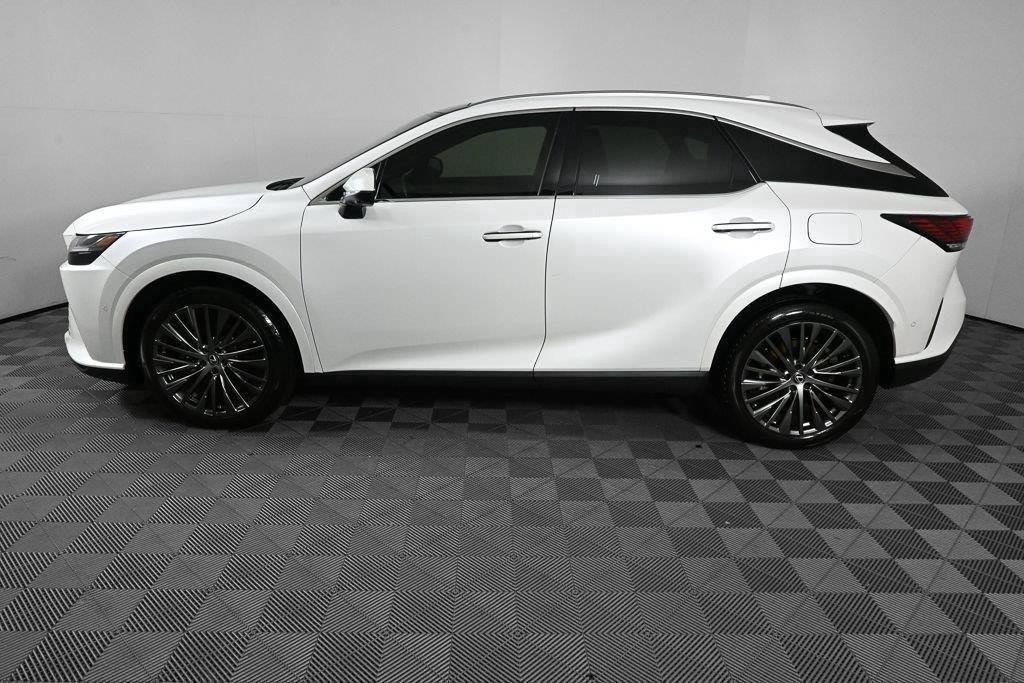 Used 2023 Lexus RX 350 FWD w/ Accessory Package image 3