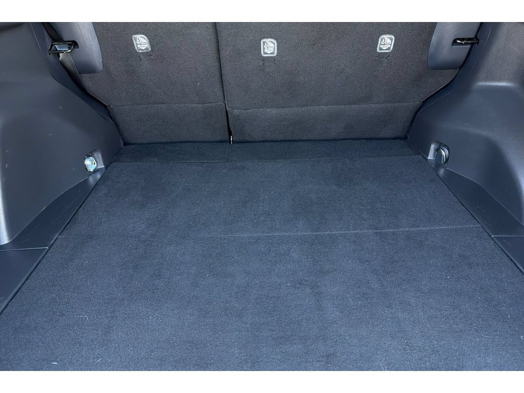 Used 2025 Toyota RAV4 XLE FWD image 16