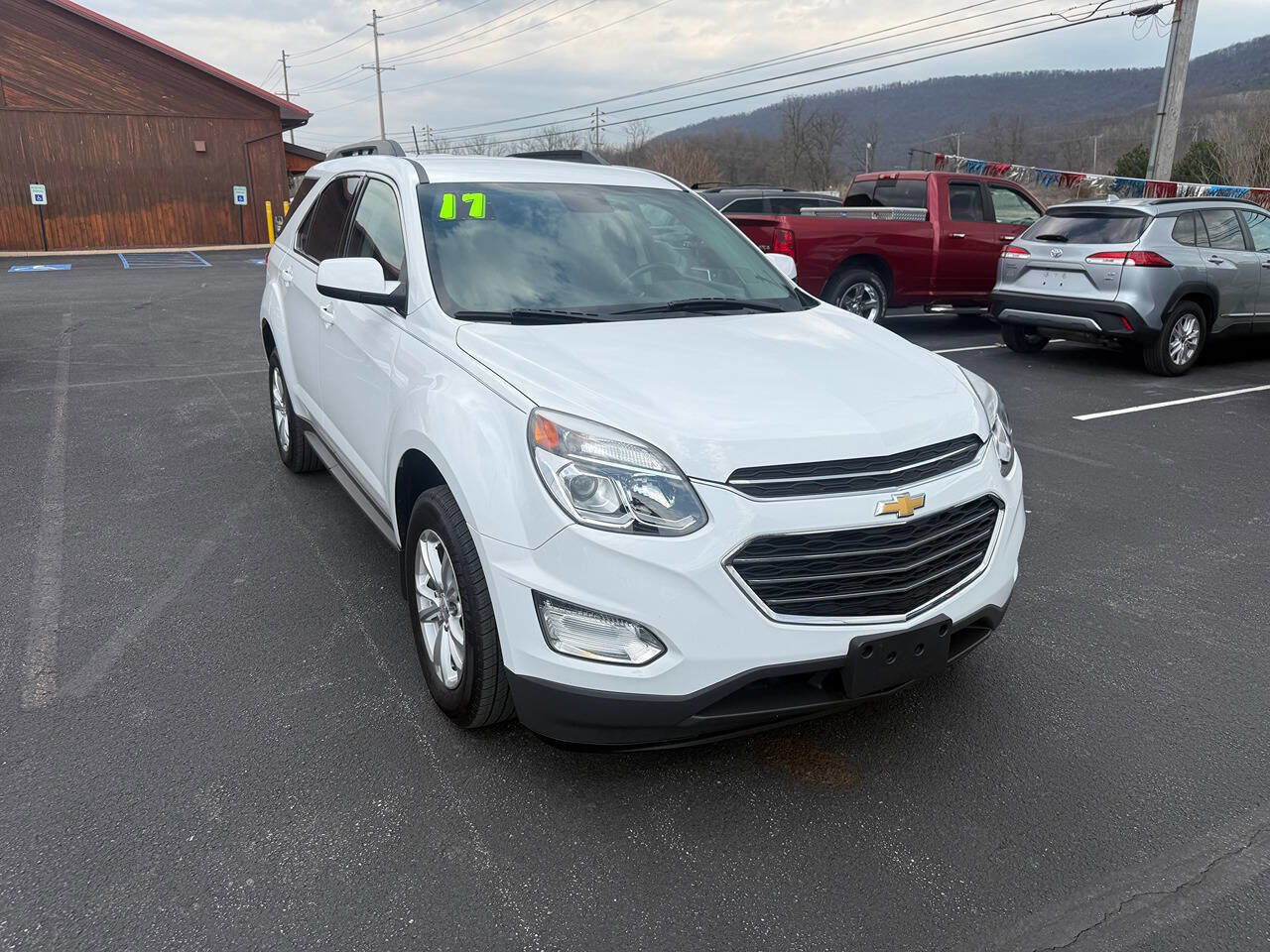 Used 2017 Chevrolet Equinox LT w/ Convenience Package