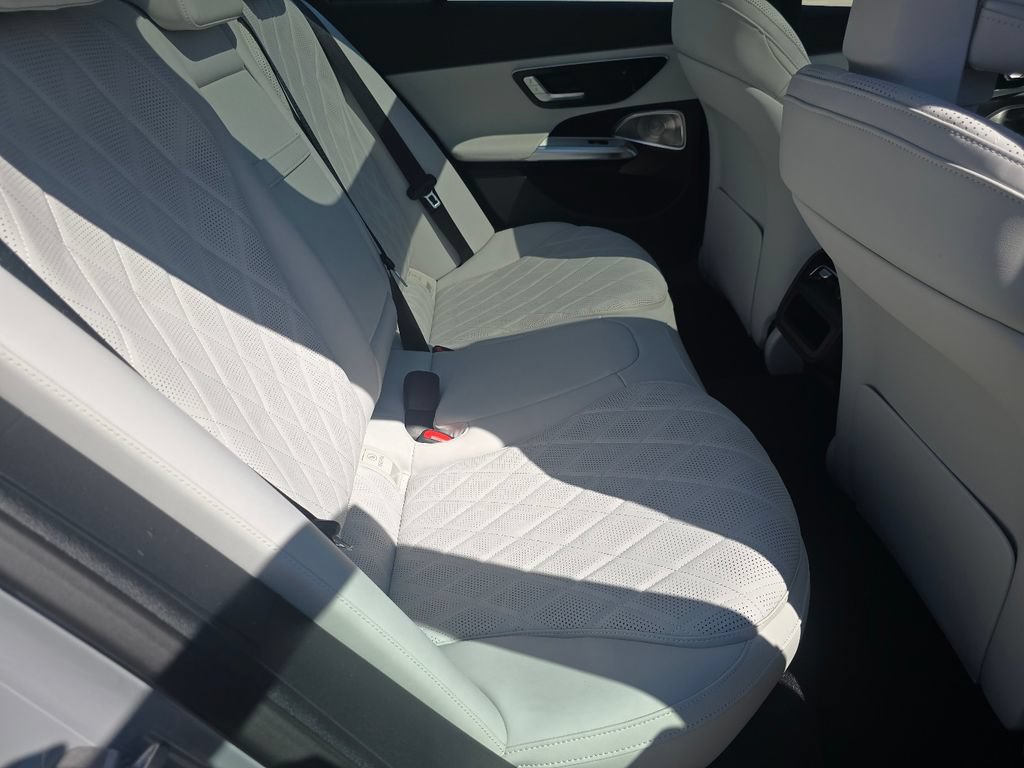 New 2026 Mercedes-Benz E 450 4MATIC Sedan image 21