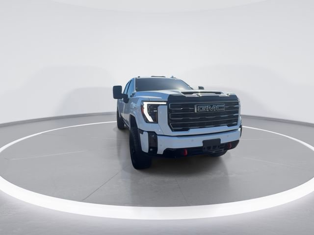 Used 2026 GMC Sierra 2500 AT4 w/ AT4 Premium Plus Package AWD/4WD image 3