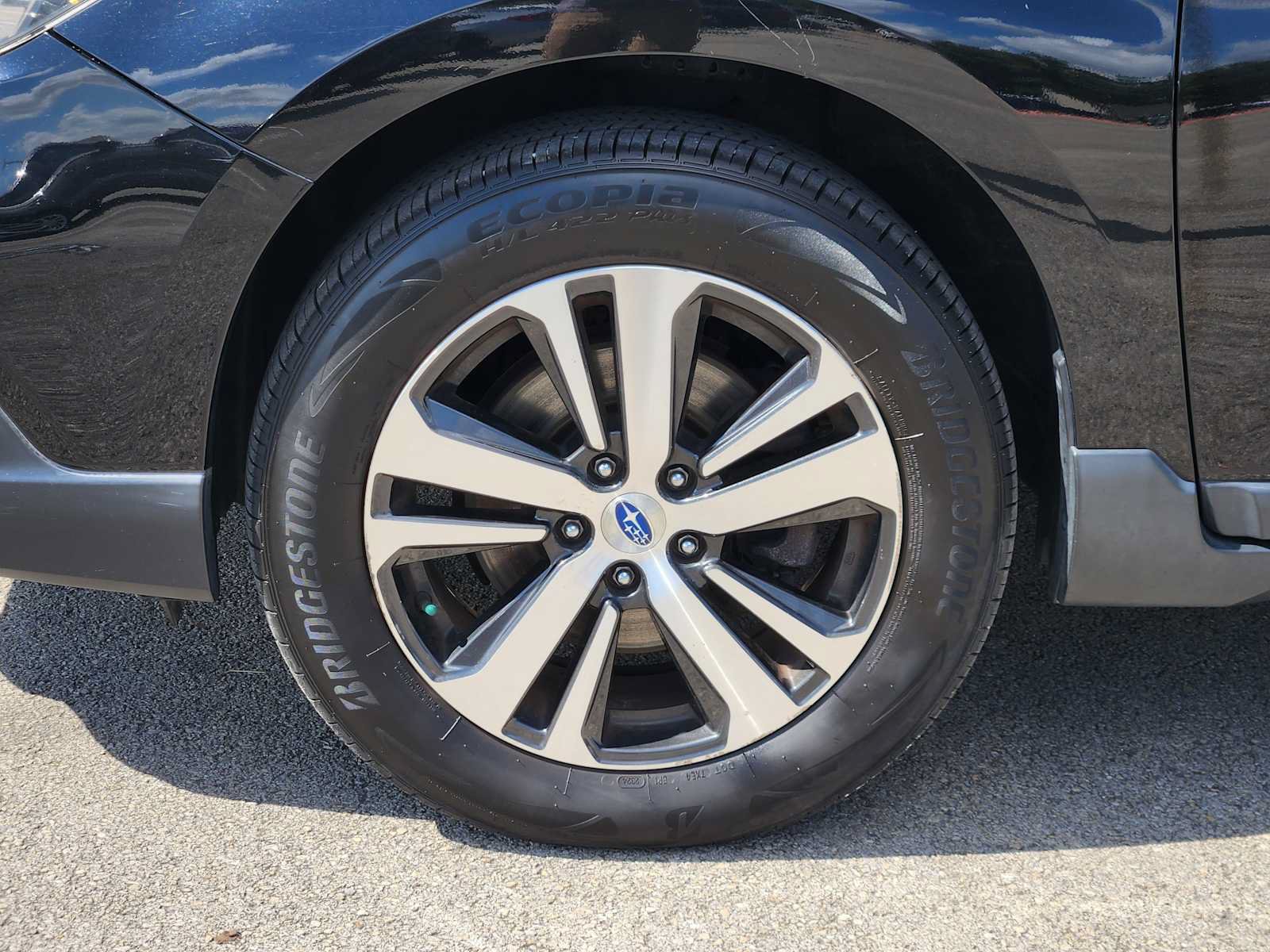 Used 2019 Subaru Outback 2.5i Limited AWD/4WD image 9