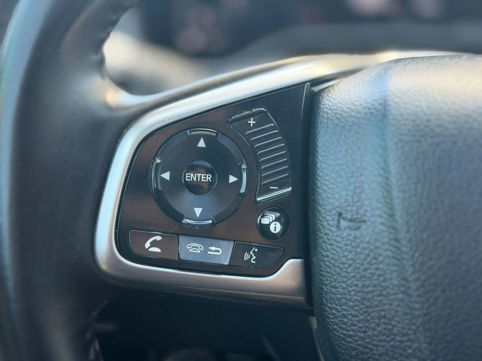 Used 2017 Honda CR-V EX-L image 36