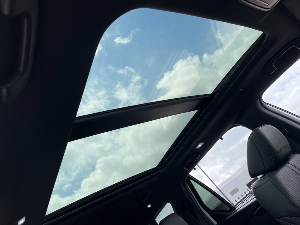 Used 2025 Honda Pilot Black Edition image 33