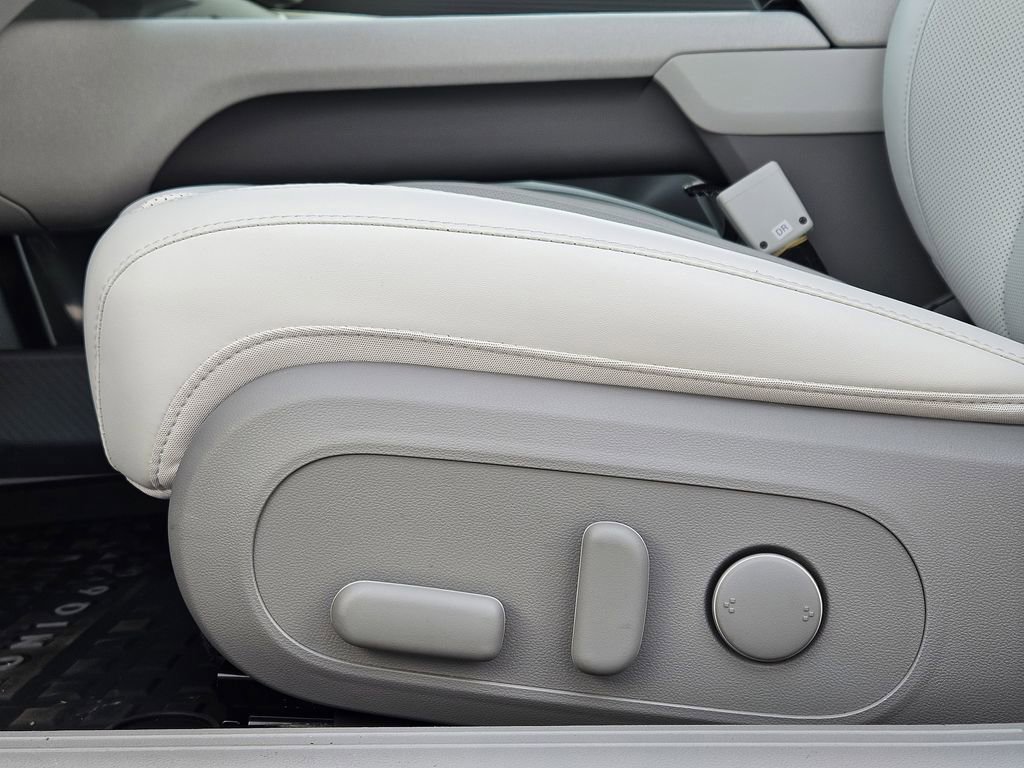 New 2025 Hyundai Ioniq 6 SEL image 22