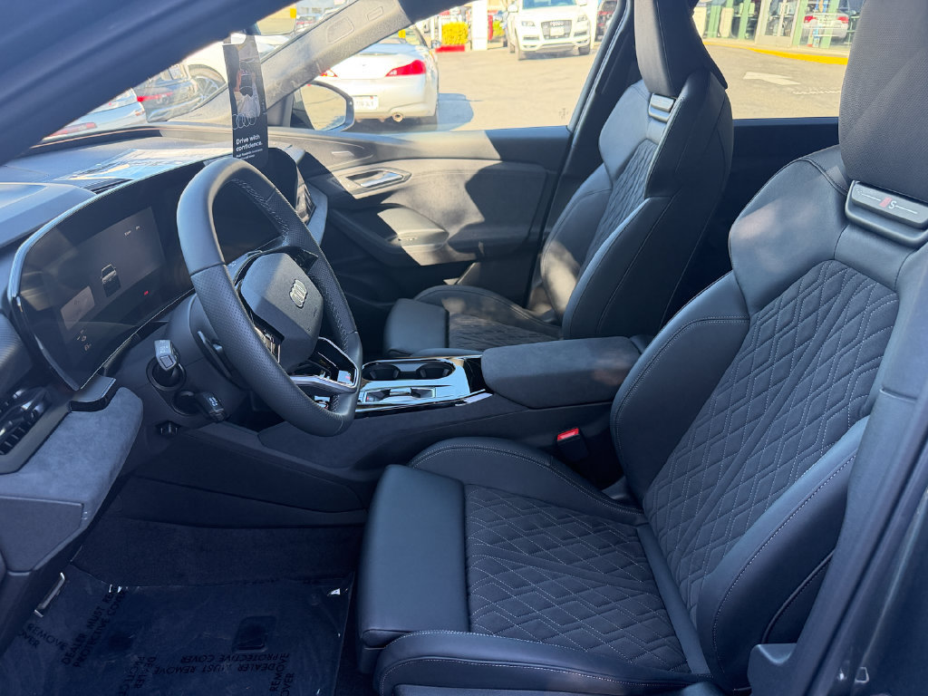 New 2027 Audi SQ6 e-tron Premium Plus AWD/4WD image 10