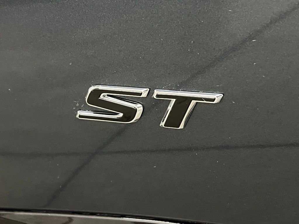 New 2026 Buick Envision Sport Touring AWD/4WD image 11