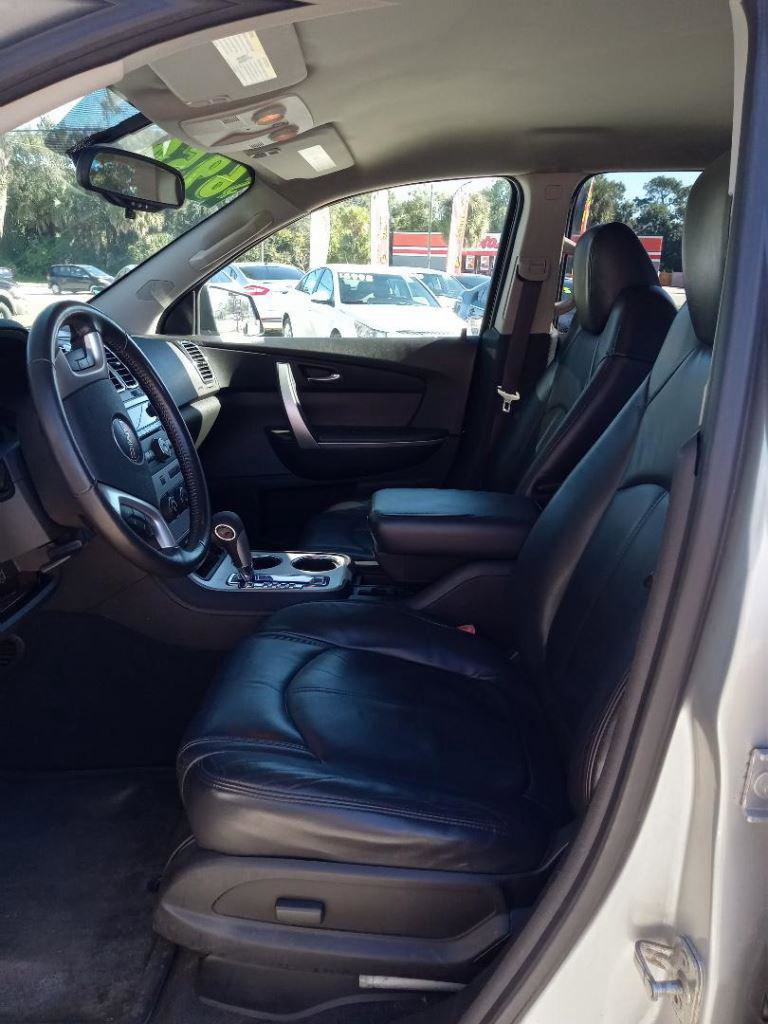 Used 2010 GMC Acadia SL w/ Preferred Package image 4