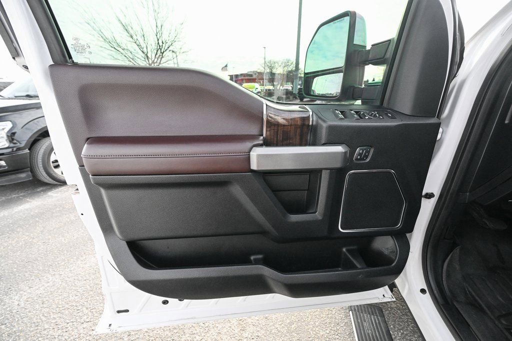 Used 2017 Ford F250 Platinum w/ Platinum Ultimate Package image 20