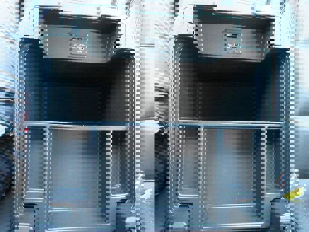 Used 2021 Chevrolet Tahoe Z71 w/ Z71 Signature Package image 31