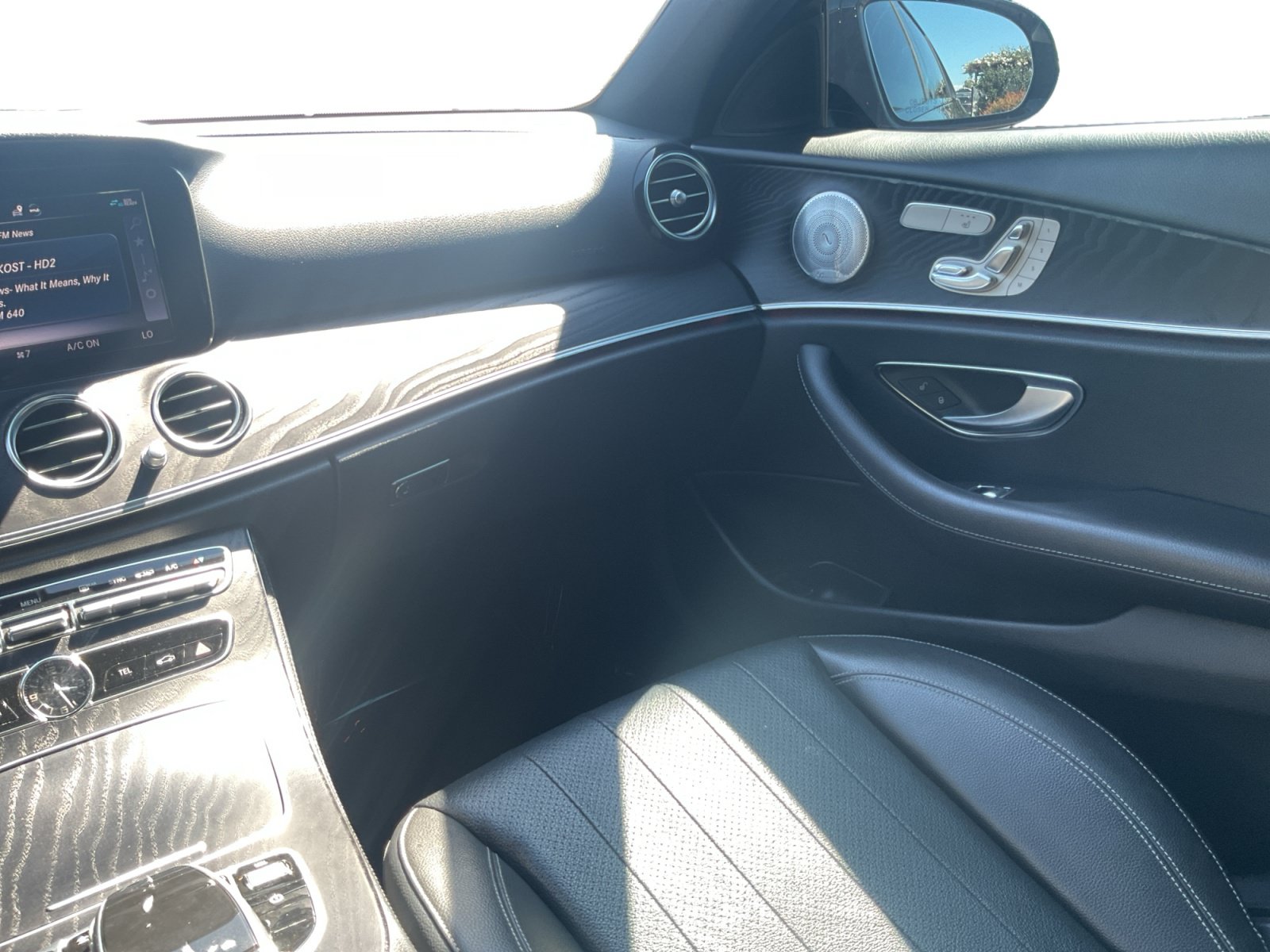Used 2019 Mercedes-Benz E 300 w/ Premium 1 Package image 15