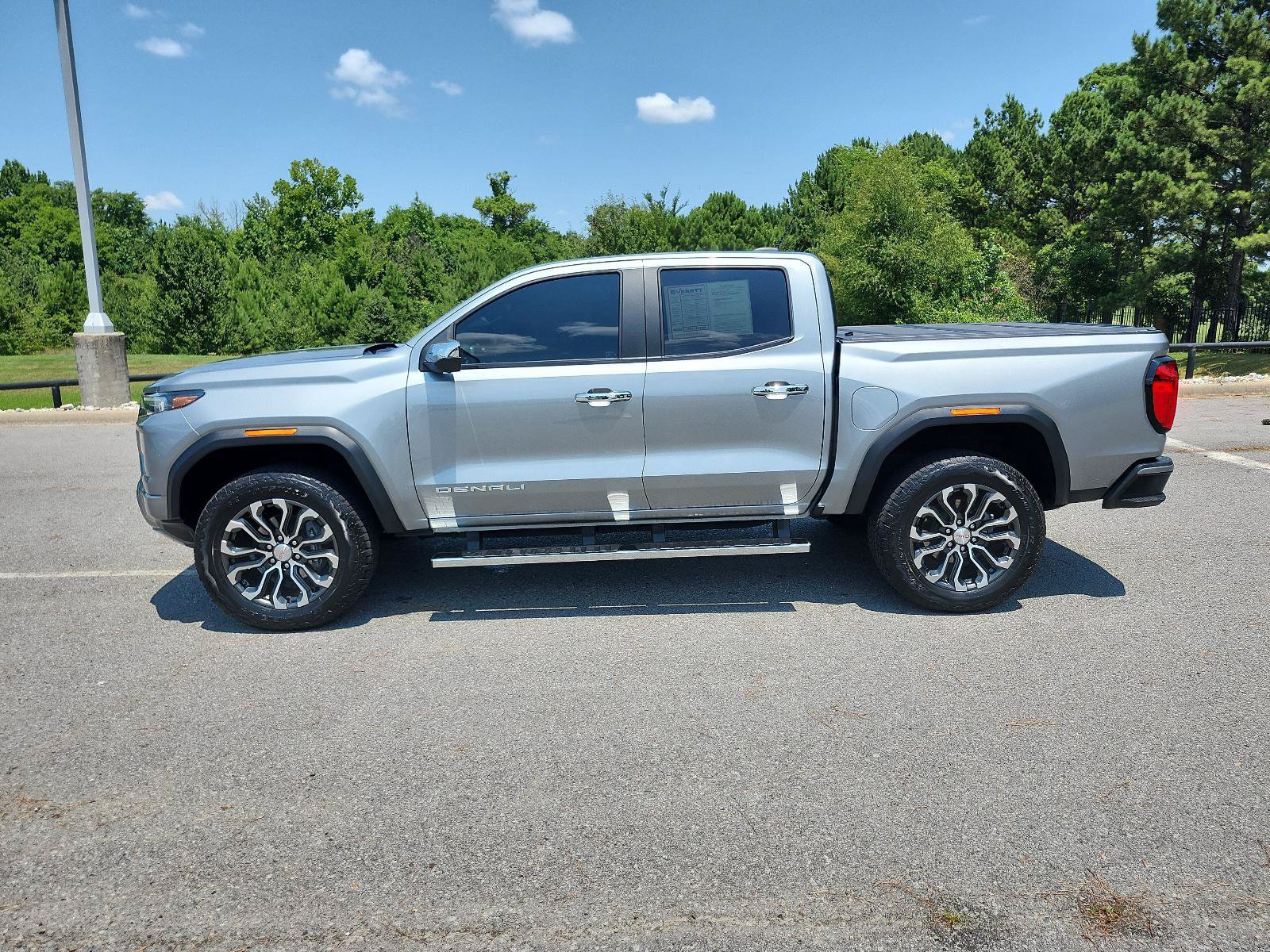 Certified 2024 GMC Canyon Denali AWD/4WD image 2