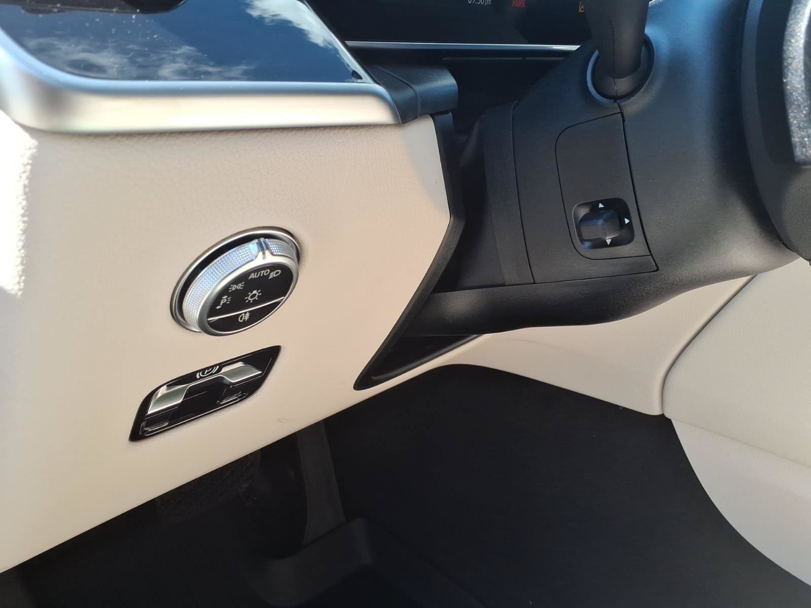 New 2026 Mercedes-Benz GLC 300 4MATIC image 25