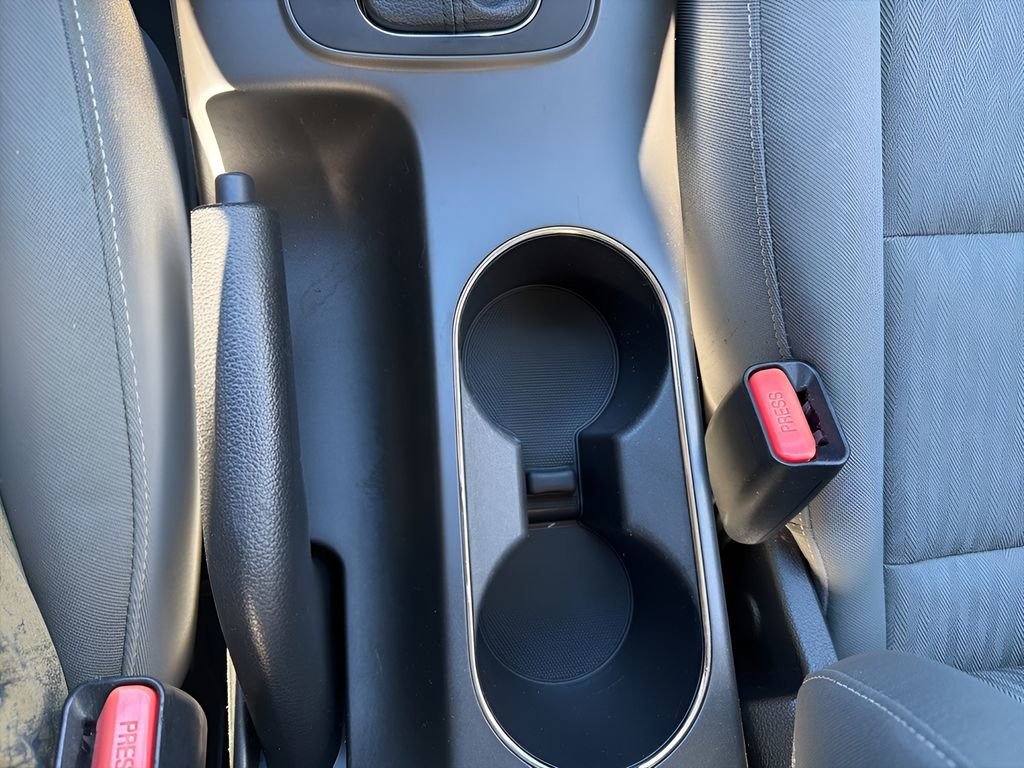 Used 2015 Kia Forte LX FWD image 19