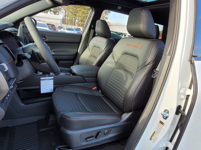 New 2026 Nissan Pathfinder Rock Creek w/ Rock Creek Premium Package AWD/4WD image 9
