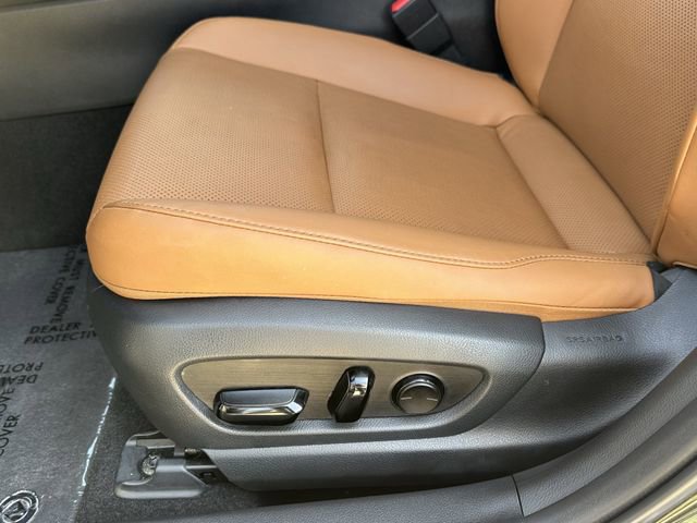 Used 2022 Lexus UX 250h 250h Base w/ Premium Package image 28