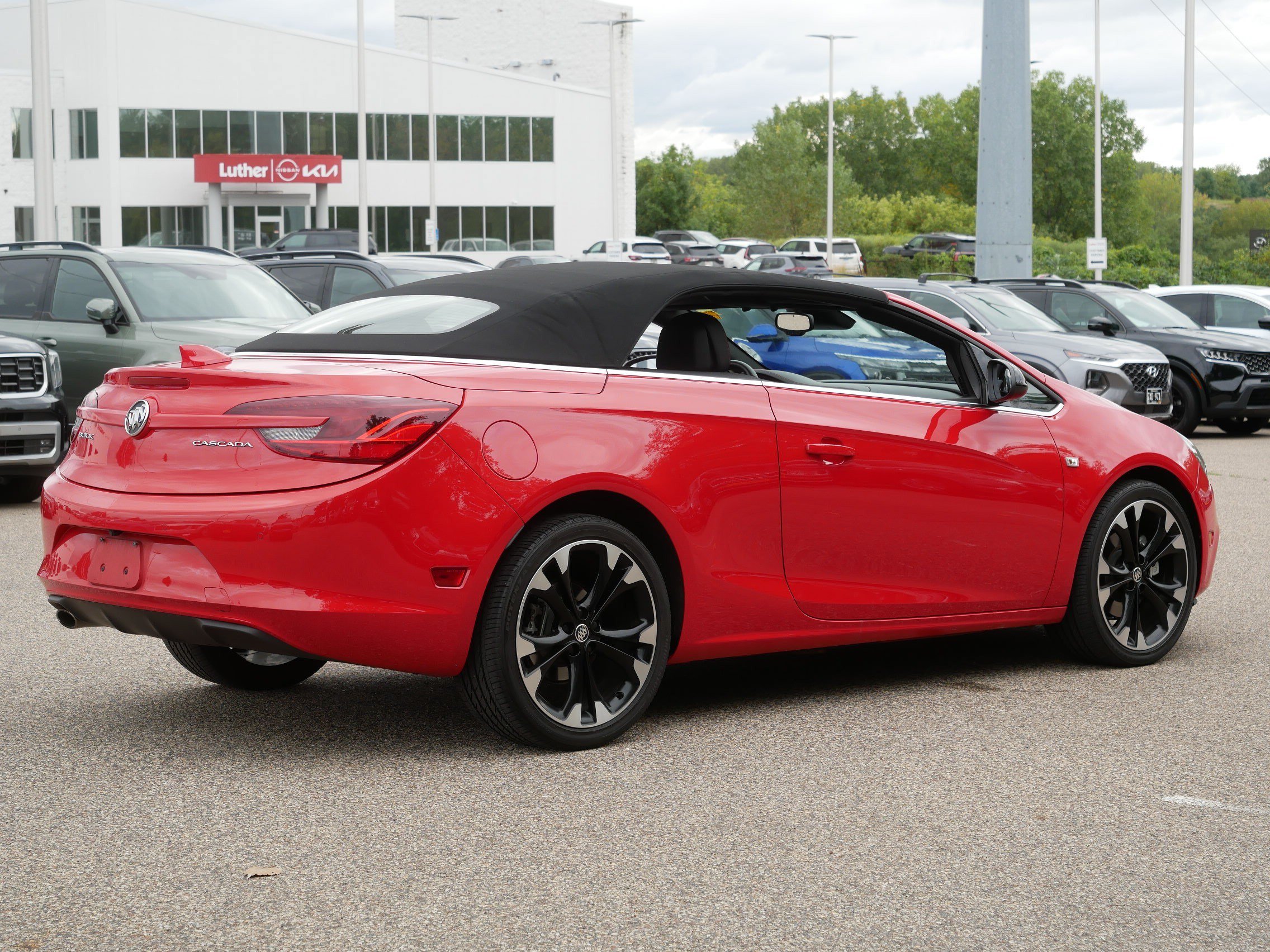 Used 2018 Buick Cascada Sport Touring w/ Dark Effects Package FWD image 37