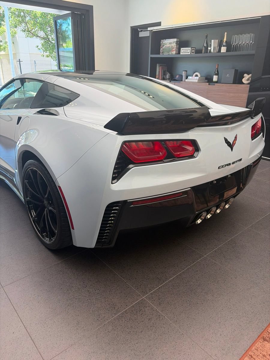 Used 2018 Chevrolet Corvette Grand Sport w/ Carbon 65 Edition RWD image 6