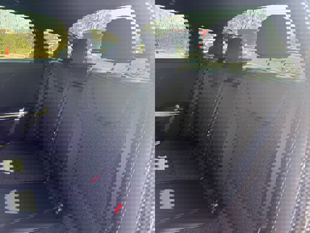 Used 2025 Kia K4 GT-Line w/ GT-Line Sunroof Package image 9