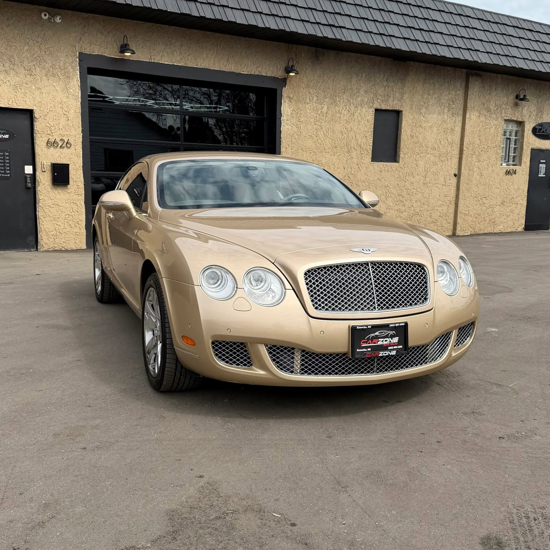 Used 2010 Bentley Continental GT image 3
