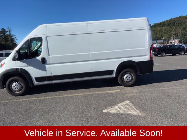 Used 2026 RAM ProMaster 2500 w/ Convenience Group FWD image 4