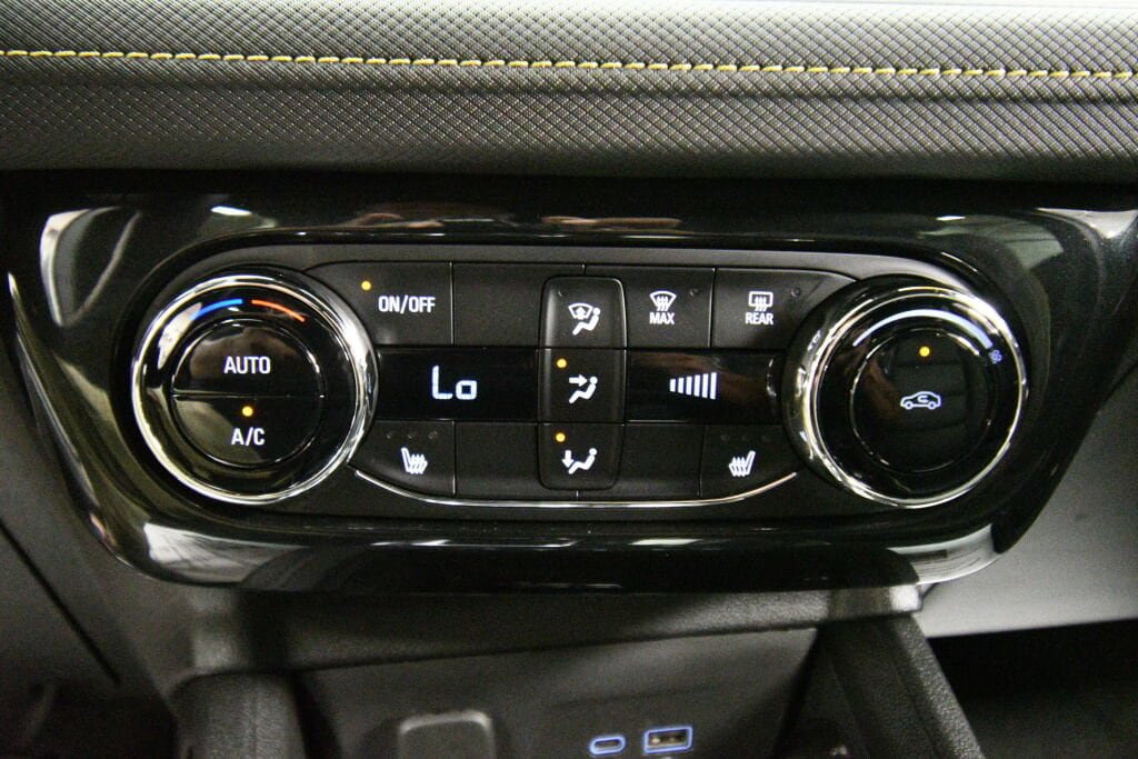 Used 2024 Chevrolet TrailBlazer ACTIV w/ Convenience Package AWD/4WD image 15