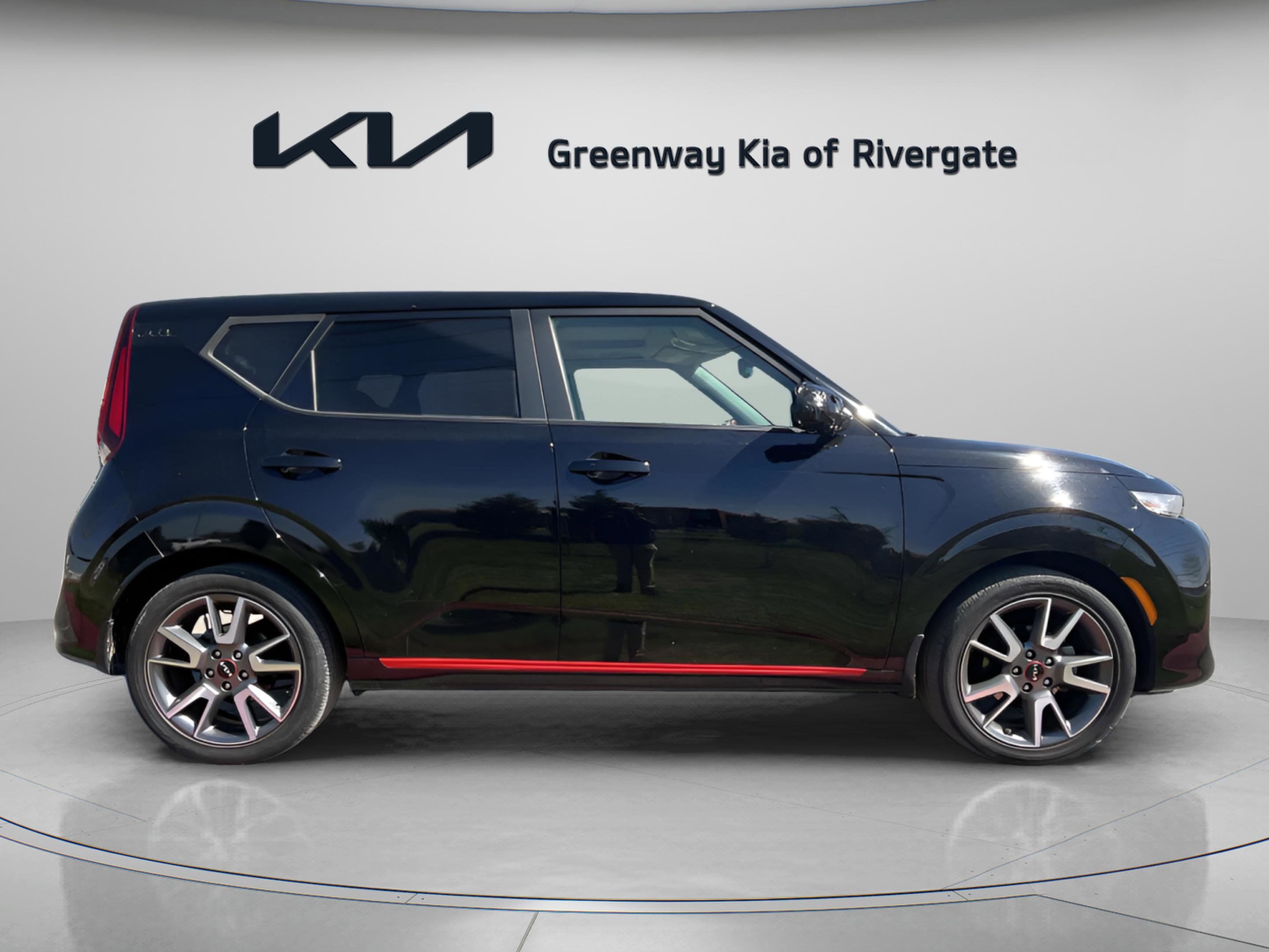 Used 2022 Kia Soul GT-Line FWD image 5