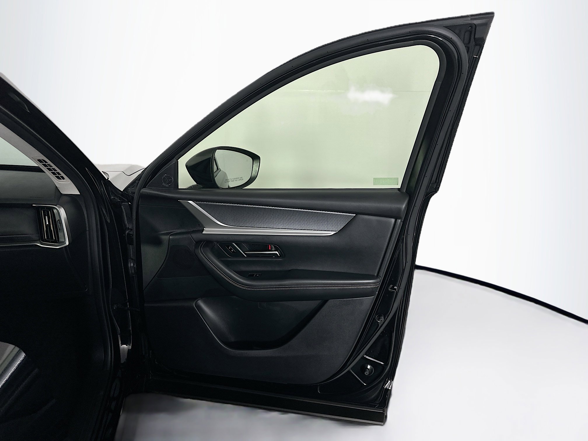 Used 2025 MAZDA CX-90 3.3 Turbo w/ Preferred Package image 36