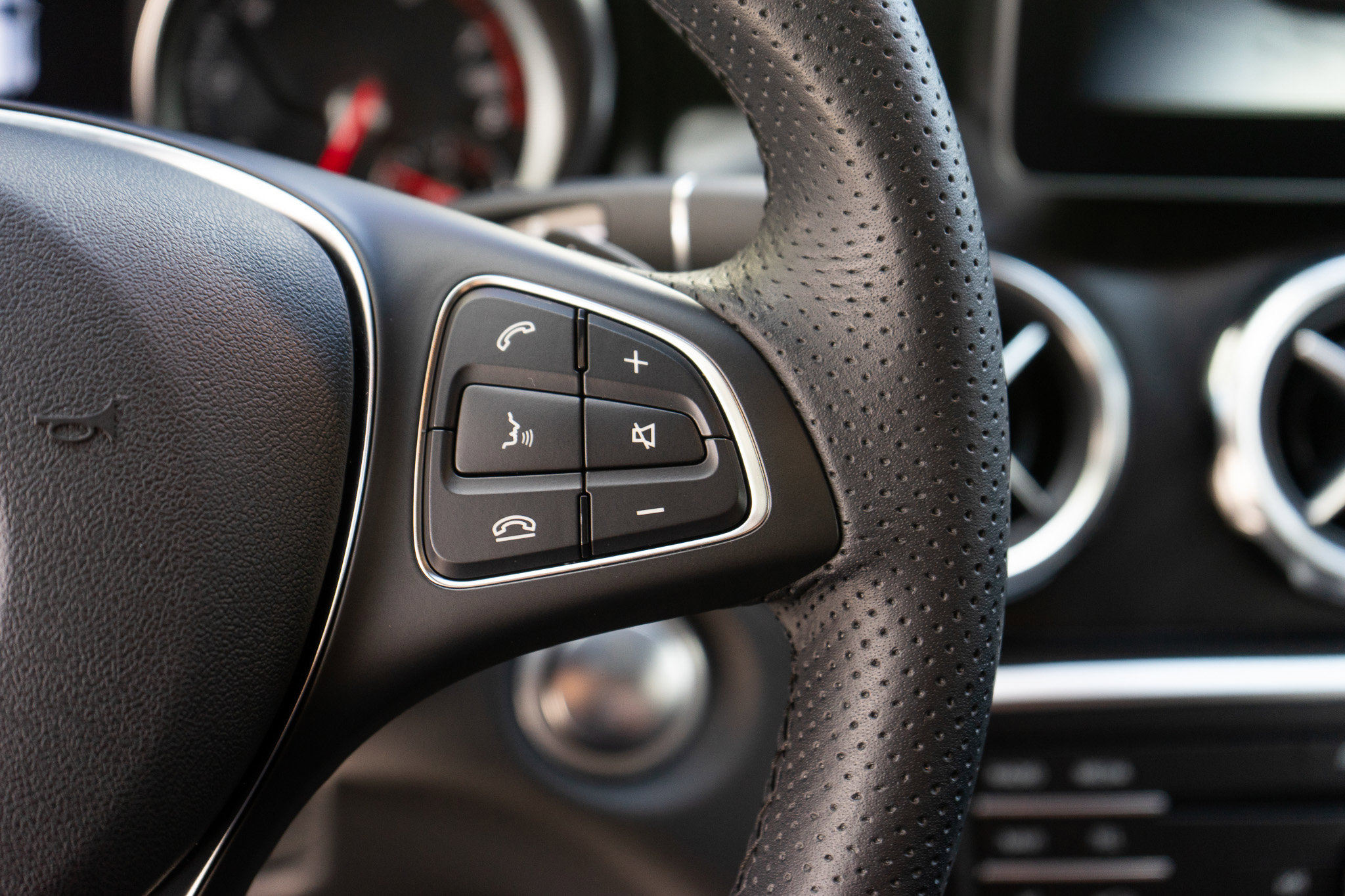 Used 2019 Mercedes-Benz GLA 250 4MATIC image 28