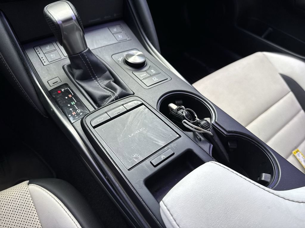 Used 2022 Lexus IS 350 F Sport w/ Navigation Package RWD image 52