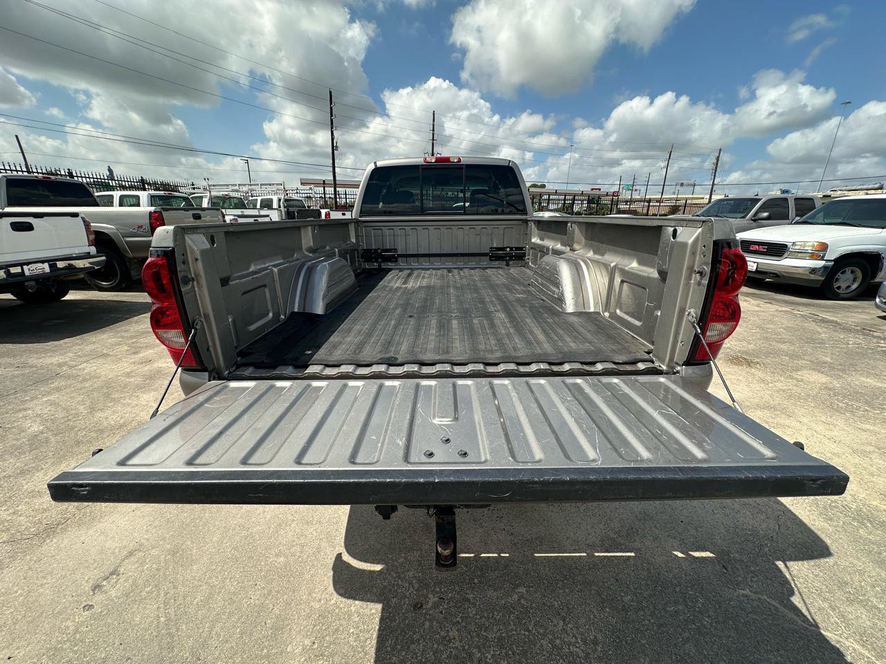 Used 2003 Chevrolet Silverado 2500 LS w/ Skid Plate Package AWD/4WD image 22