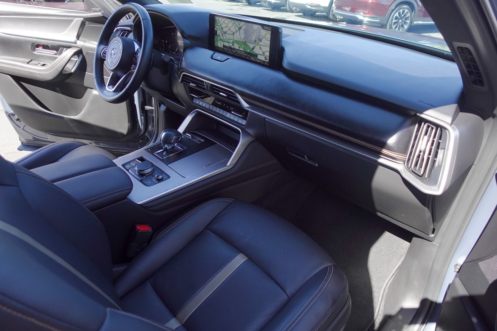 Used 2025 MAZDA CX-70 Plug-In Hybrid w/ Premium Plus AWD/4WD image 14
