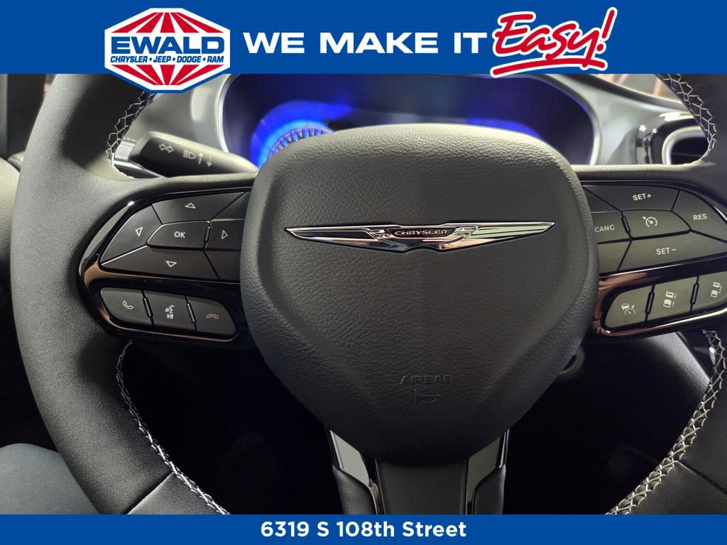 New 2026 Chrysler Pacifica Limited w/ S Appearance Package image 7