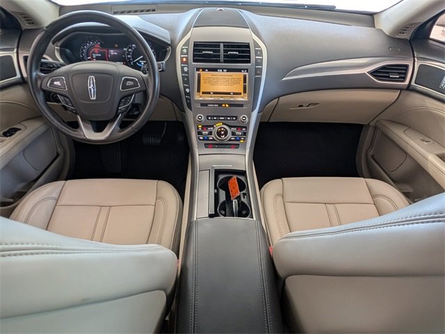 Used 2019 Lincoln MKZ Premiere image 9