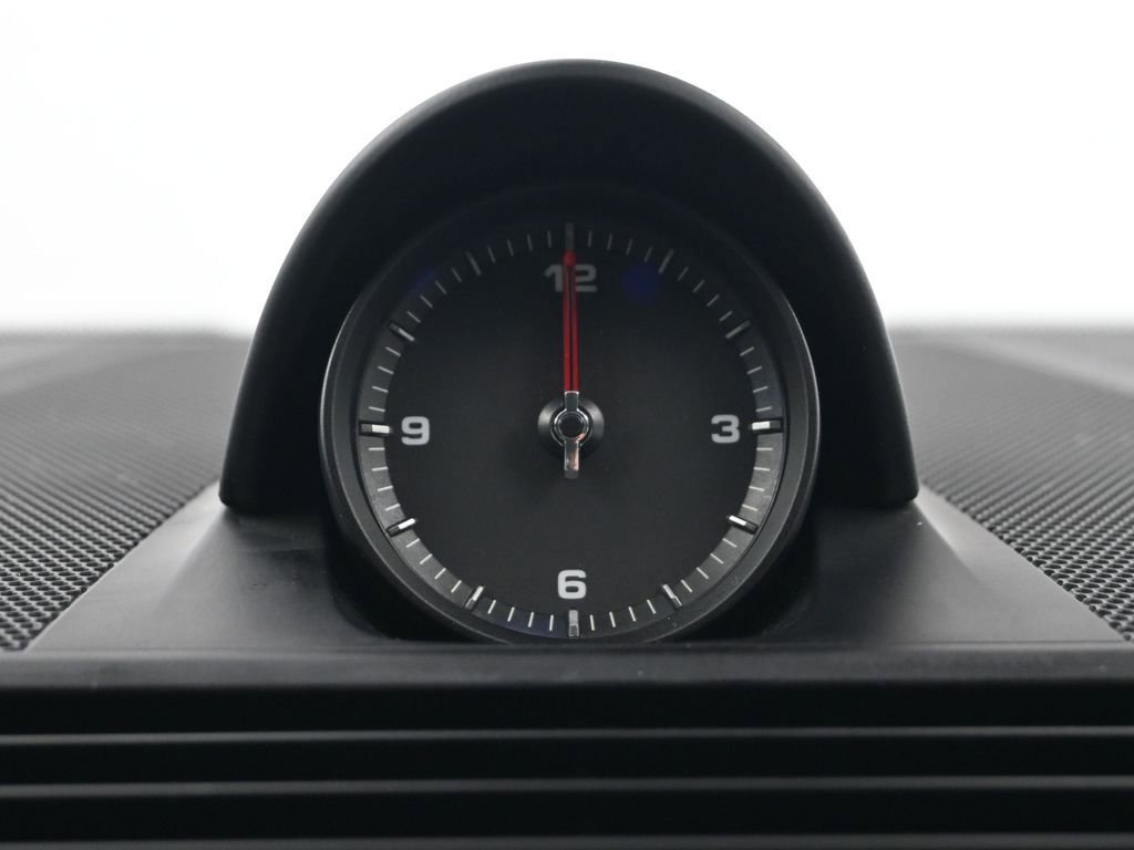 Used 2020 Porsche Panamera Edition image 12