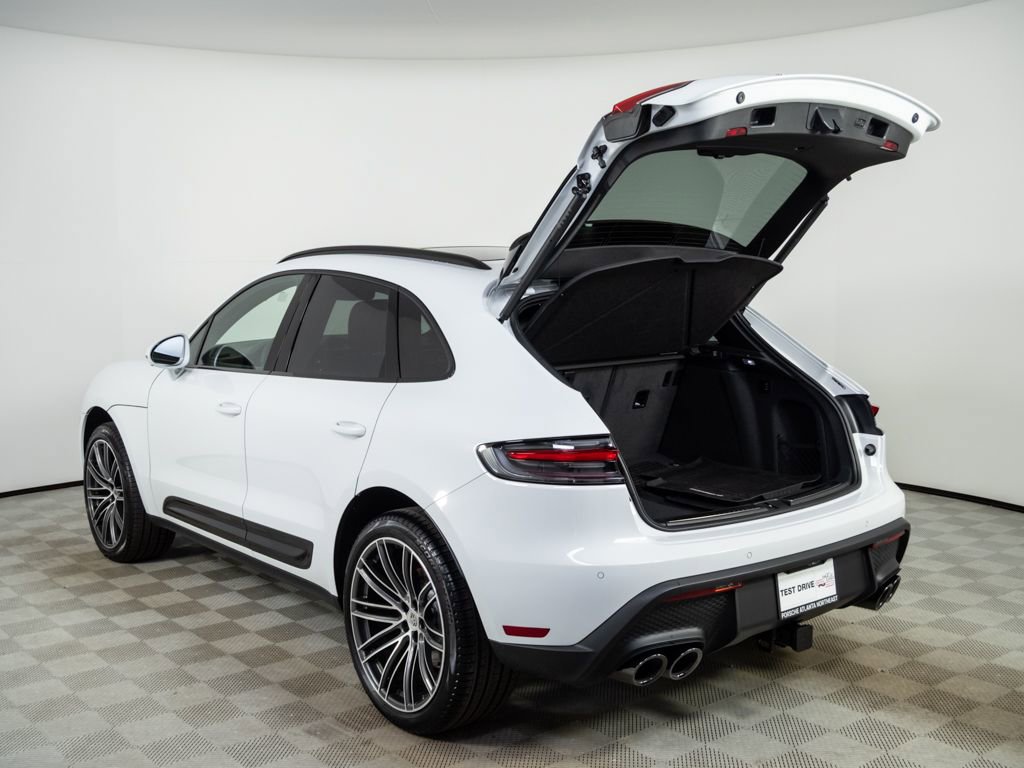 New 2026 Porsche Macan S image 33