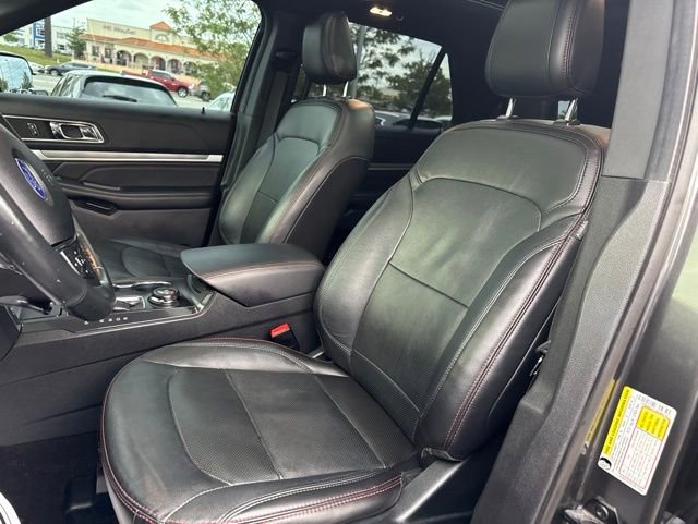 Used 2018 Ford Explorer Sport w/ Equipment Group 401A AWD/4WD image 18