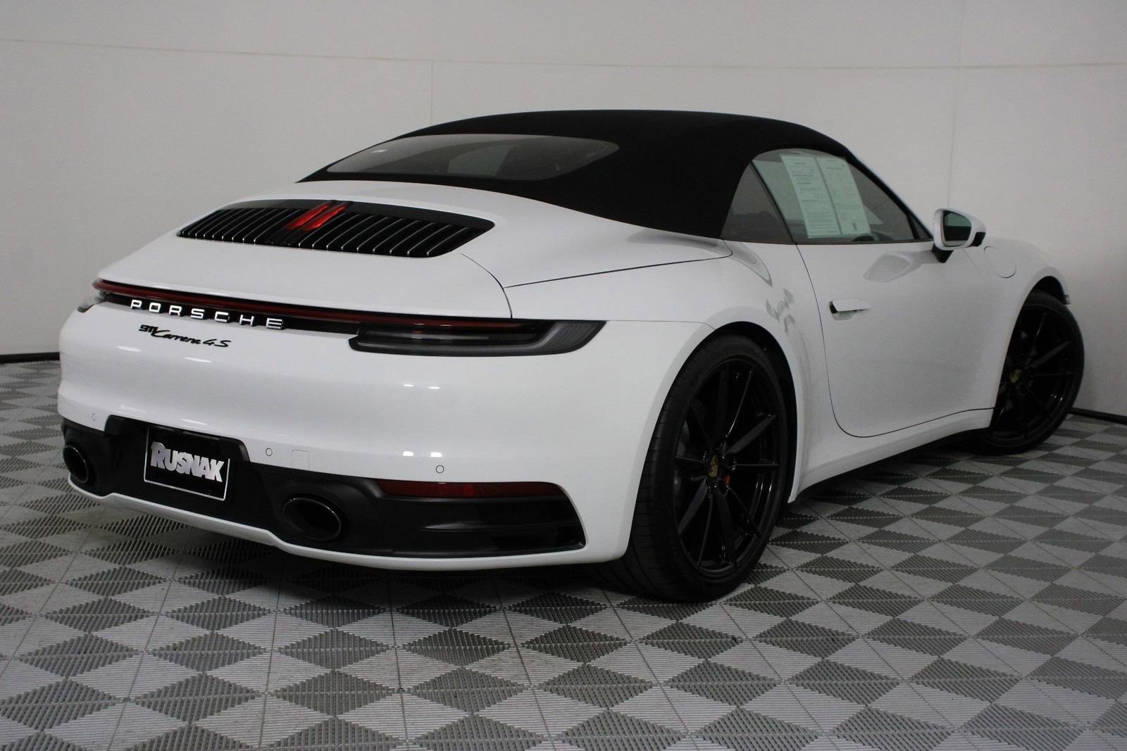 Certified 2020 Porsche 911 Carrera 4S AWD/4WD image 7