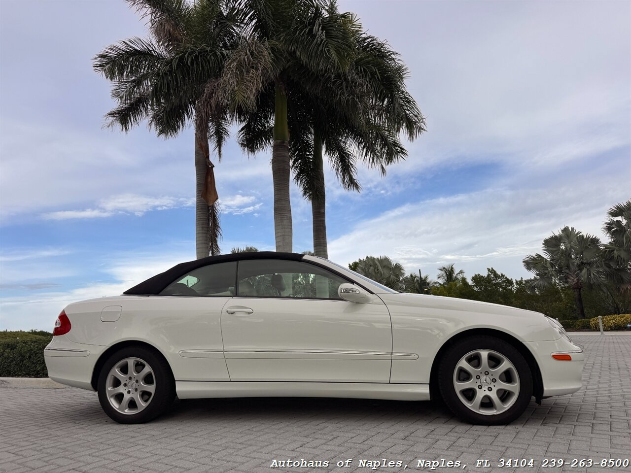 Used 2004 Mercedes-Benz CLK 320 Cabriolet image 6
