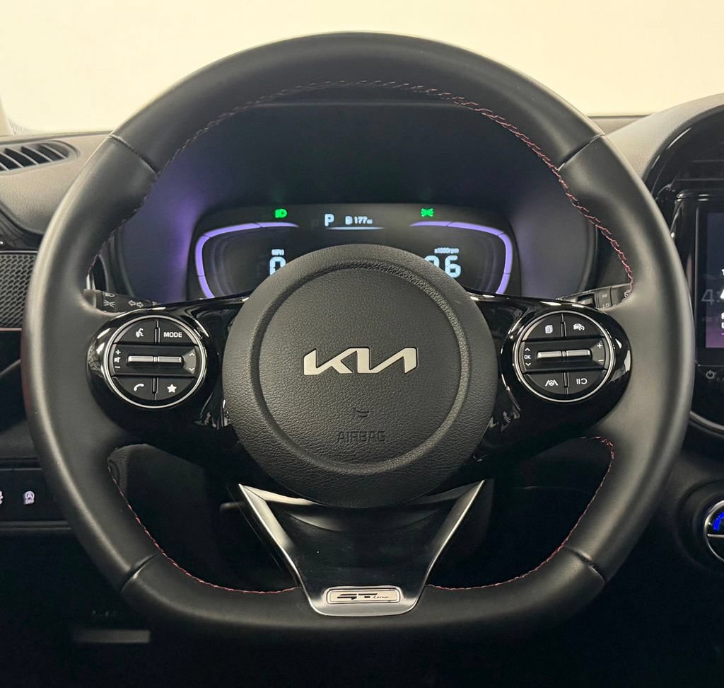 Used 2025 Kia Soul GT-Line FWD image 16