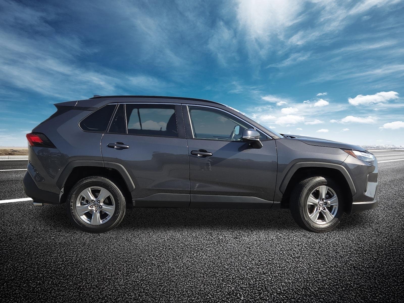 Used 2023 Toyota RAV4 XLE w/ Convenience Package image 19