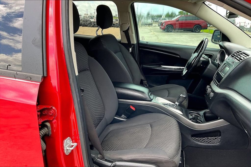 Used 2017 Dodge Journey SE w/ Flexible Seating Group FWD image 29