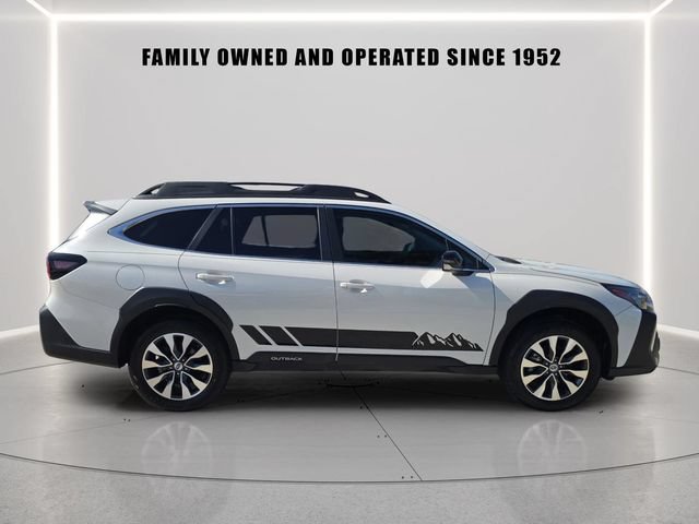 Certified 2024 Subaru Outback Limited AWD/4WD image 2