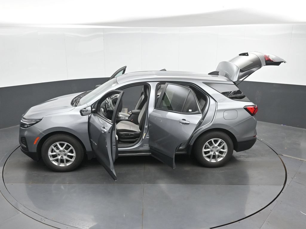 Used 2023 Chevrolet Equinox LS w/ LS Convenience Package FWD image 50