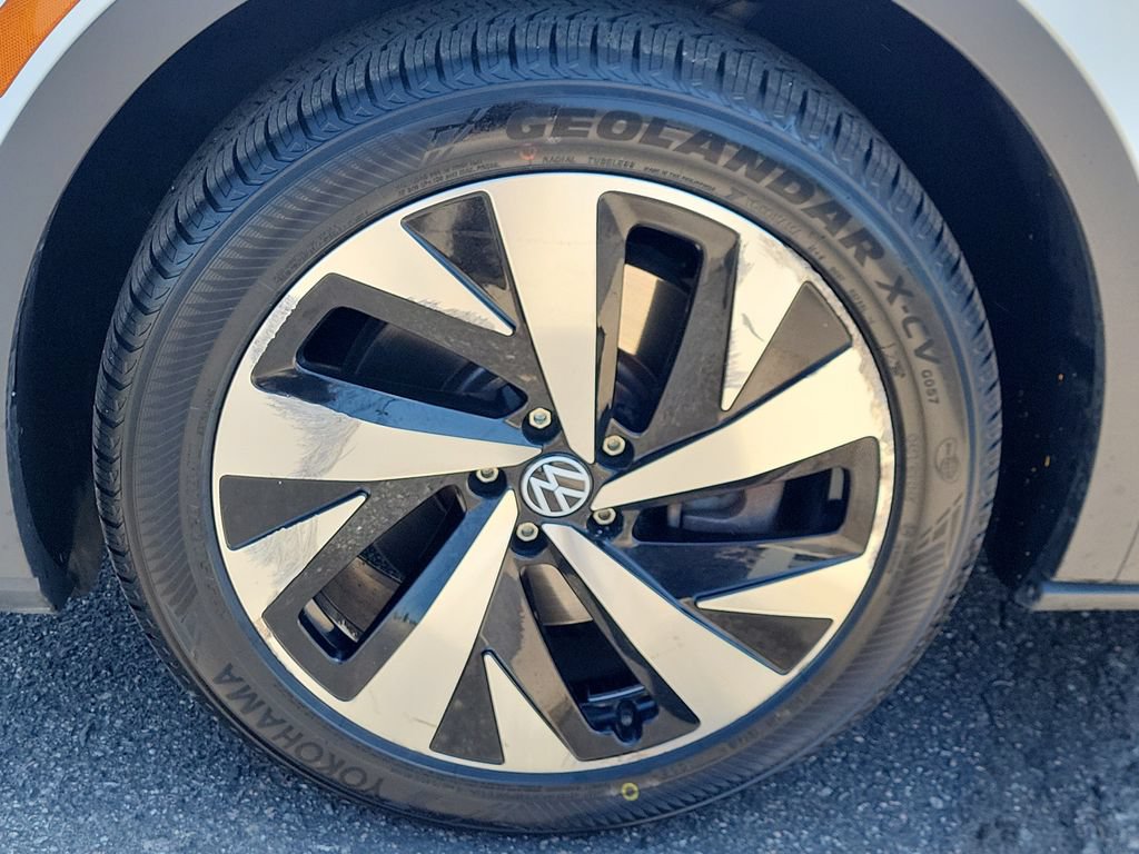 Used 2022 Volkswagen ID.4 Pro S w/ Gradient Package AWD/4WD image 24