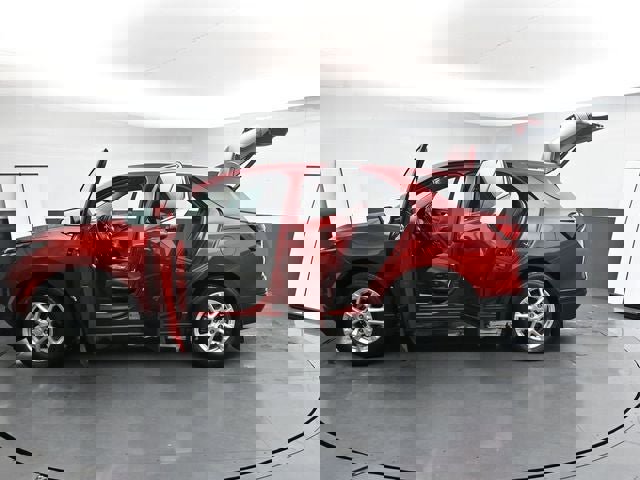 Used 2023 Chevrolet Equinox LT image 39